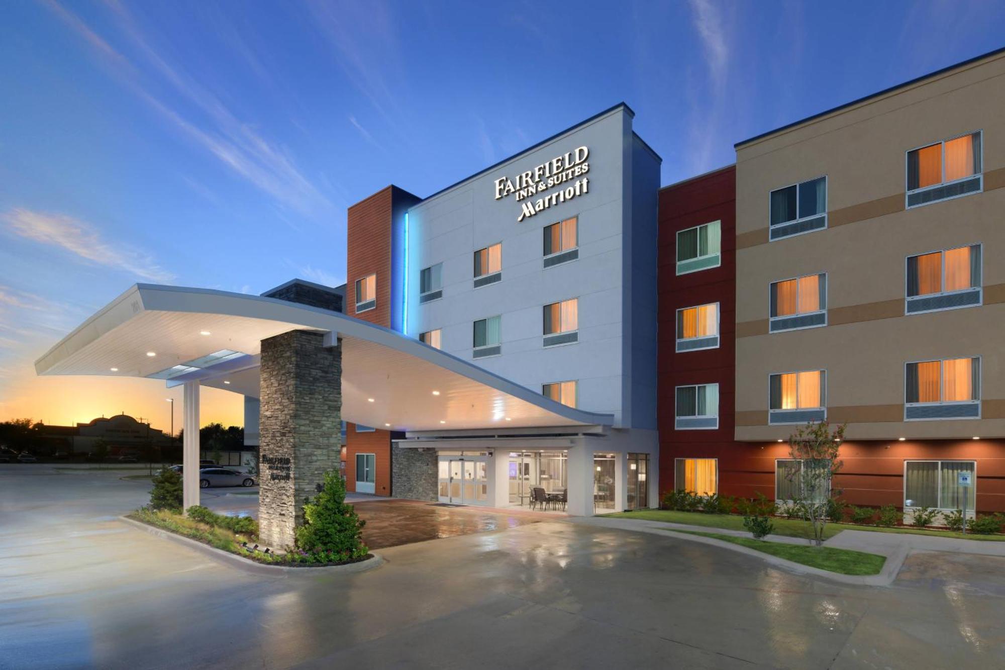 Fairfield Inn & Suites By Marriott Fort Worth South/Burleson Zewnętrze zdjęcie